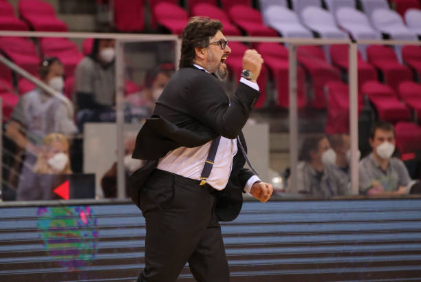 他的表现一 他的表现一