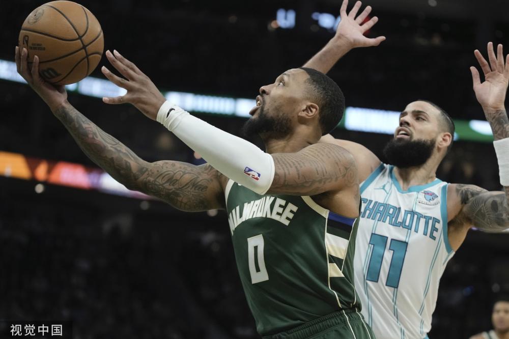 援新秀到团 援新秀到团