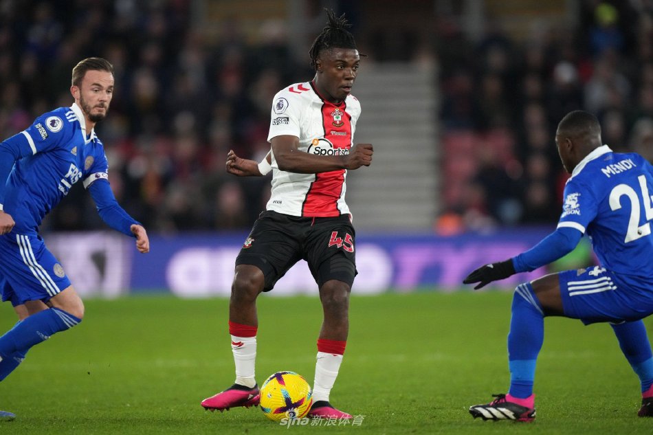 还接受了球 还接受了球